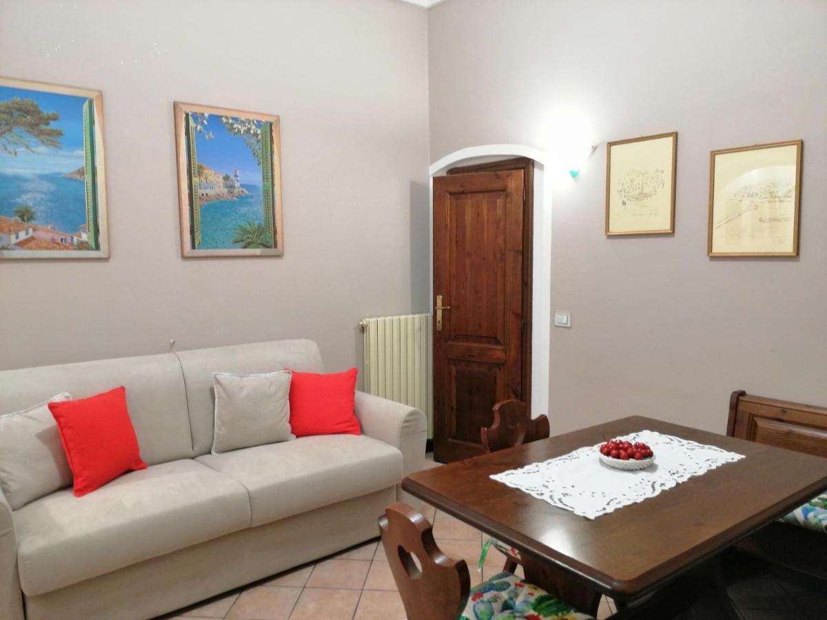 Casa Nives Apartment Imperia Exterior photo